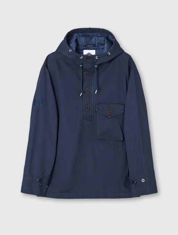 Overhead pocket 2024 detail jacket